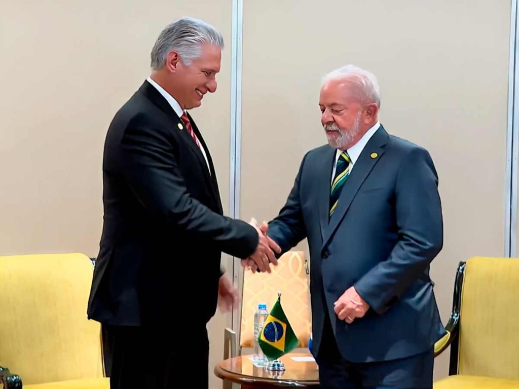 Brasil y Cuba fortalecen lazos: Lula anuncia visita a La Habana y nuevos fondos pese a deuda millonaria 1 Lula y Diaz-Canel