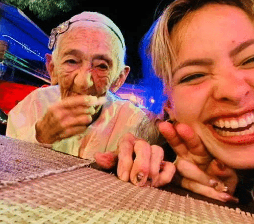 Abuelita cubana cumple sueño americano a sus 100 años gracias al parole humanitario 3 anciana cubana 100 años parol