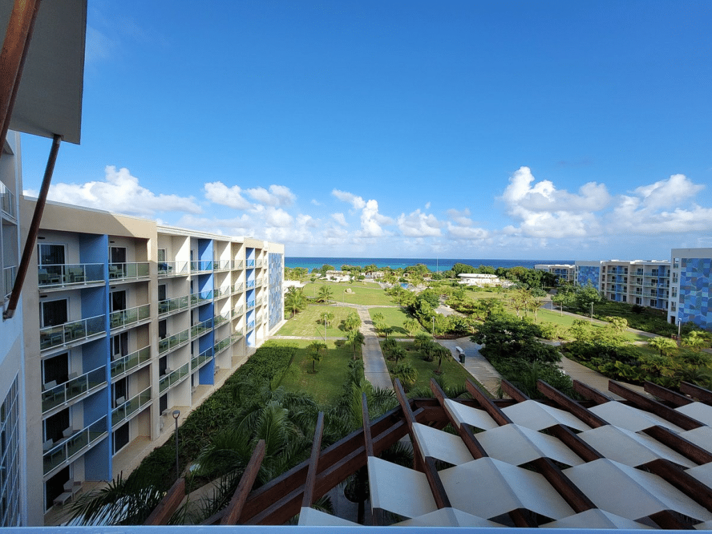 Gran Muthu Almirante Beach Hotel